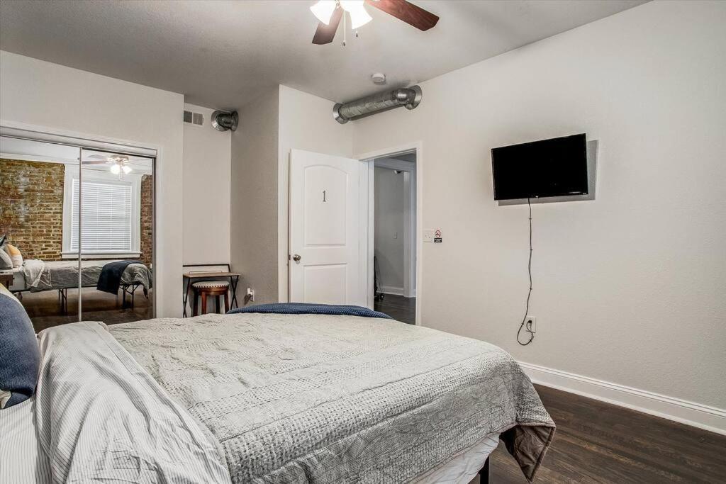 Oasis Midtown Kc- 2 Bedroom Apt Kansas City Kültér fotó