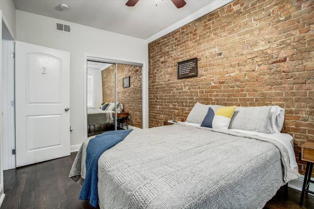 Oasis Midtown Kc- 2 Bedroom Apt Kansas City Kültér fotó