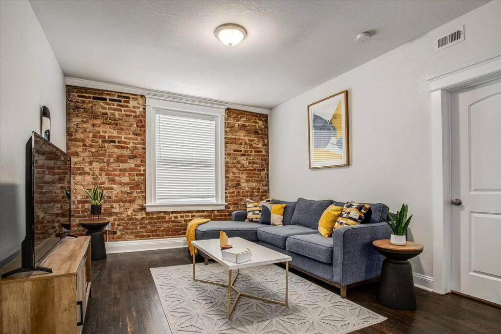 Oasis Midtown Kc- 2 Bedroom Apt Kansas City Kültér fotó